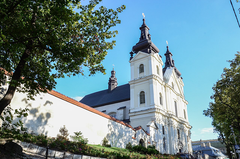 Костел кармелітів босих Львів